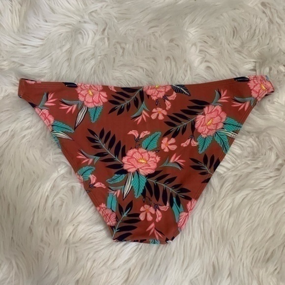 Xhilaration Floral Bikini Bottom Size Large - Picture 6 of 6